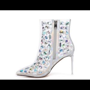 Steve Madden crystal bootie size 8